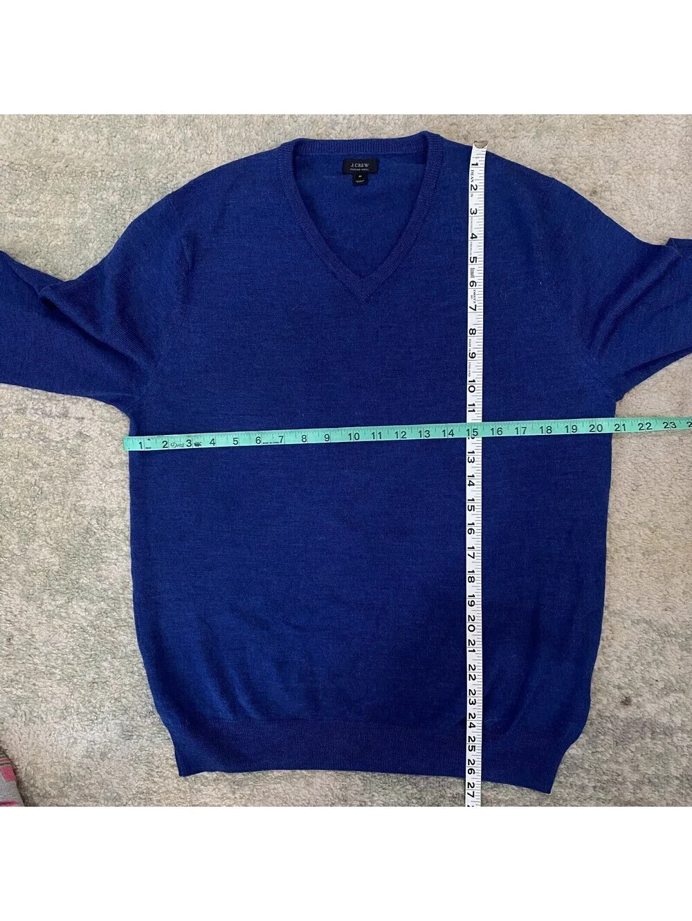 J. CREW Mens V-Neck Jumper Sweater Medium Navy Blue 100% Merino Wool Casual